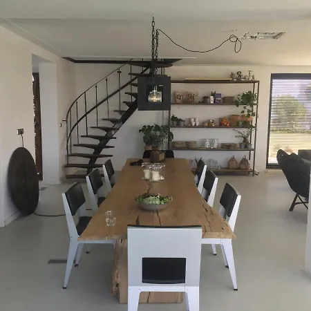 Villa Grandprix Zandvoort 빌라 *